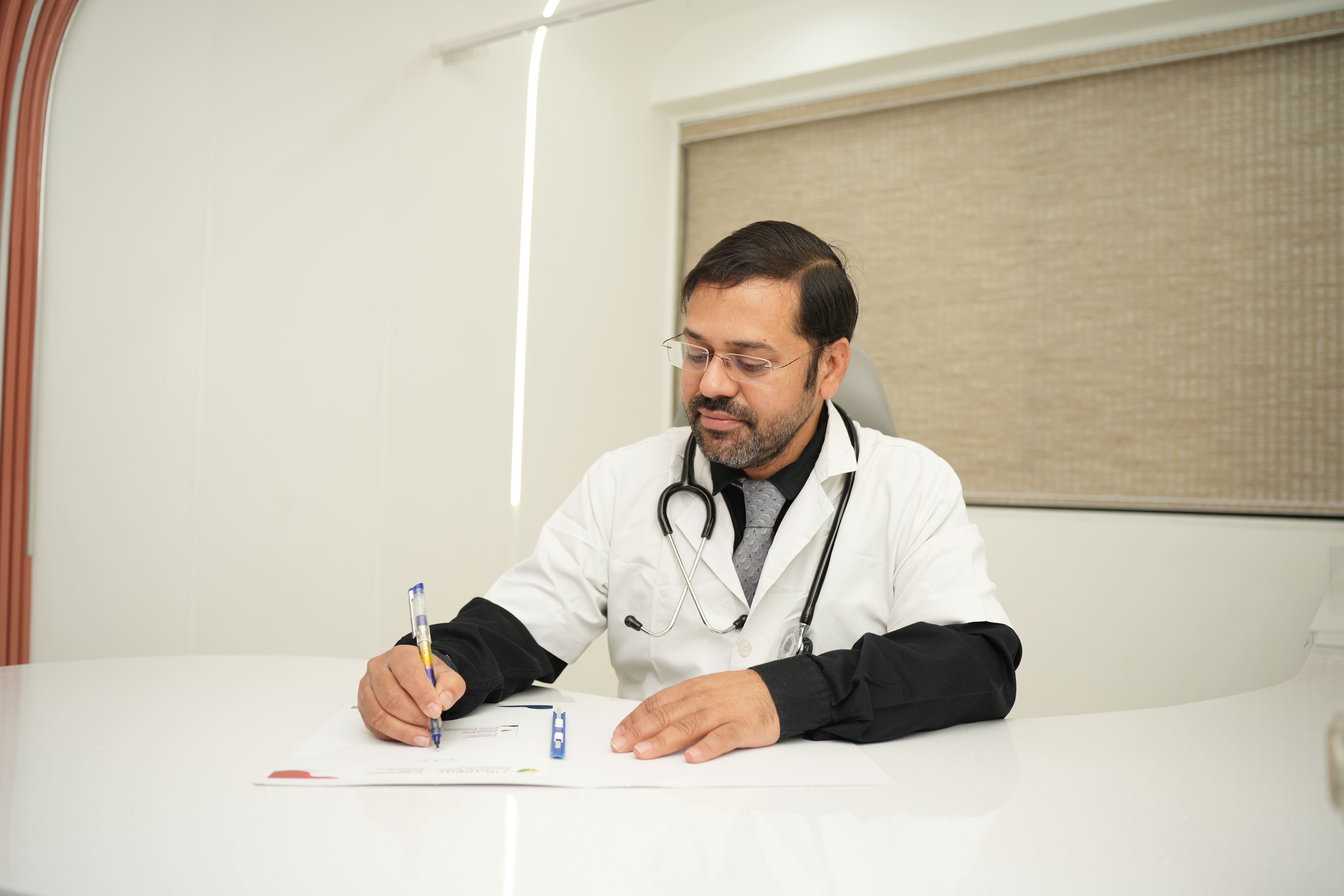 Dr. Shamik Brahmbhatt